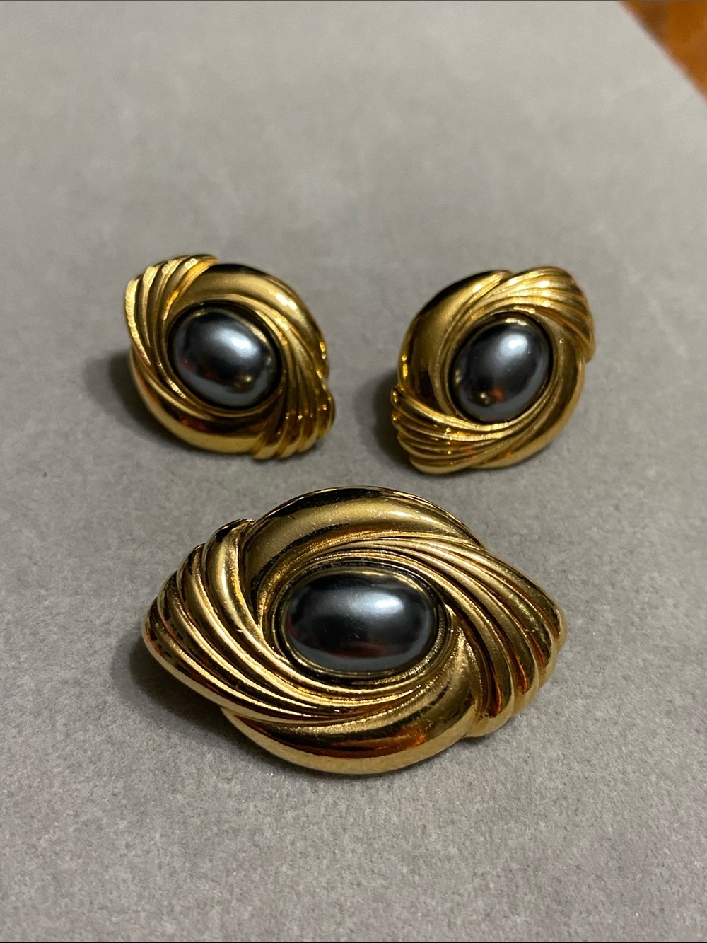 Avon Gold-Tone Swirl Brooch and Earring Set